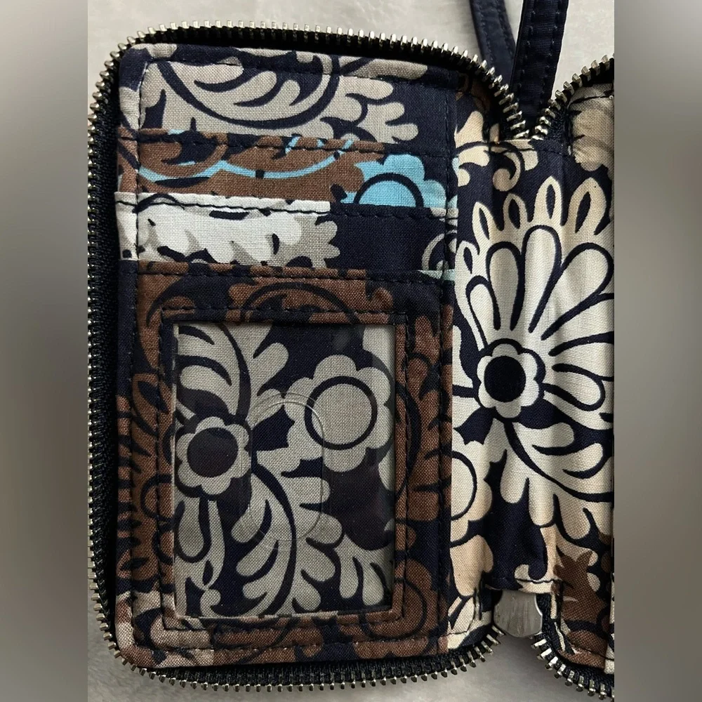 Vera Bradley Quilted Navy Blue Wristlet, NWOT